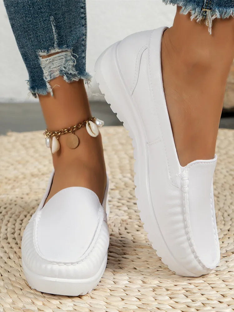 Autumn Work Shoes for Women – White Flat Nurse Shoes with Soft Sole and Anti-Slip Grip
